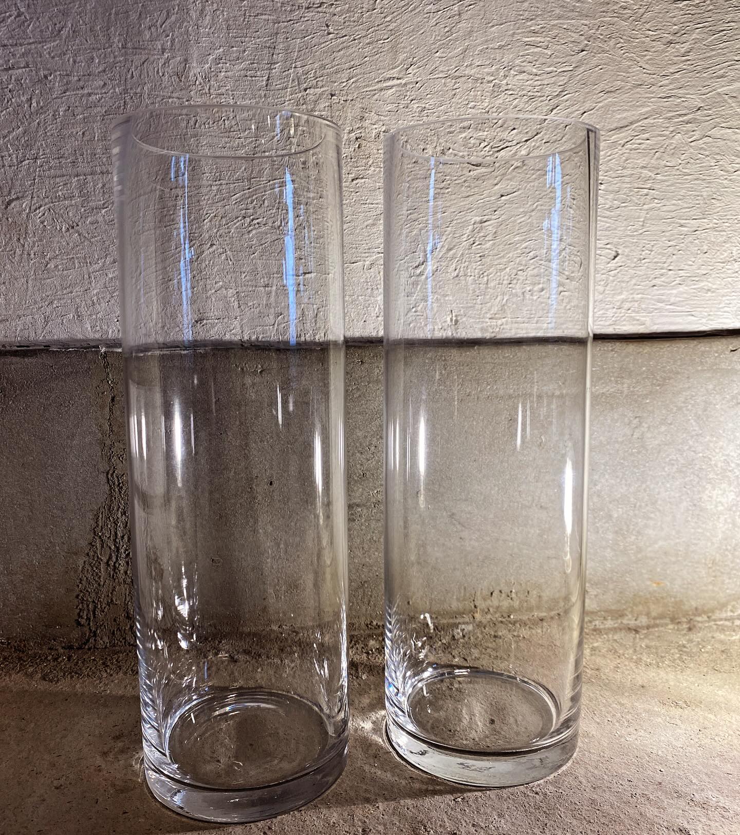 ガラスのフラワーベース お花やグリーンを